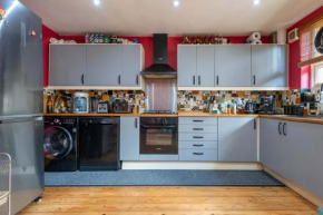 Charming 4-Bed Home with Stylish Decor & Garden